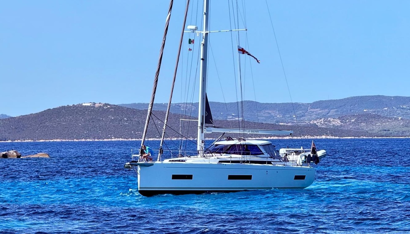 AMEL 50 - 2019 2 amel 50 1